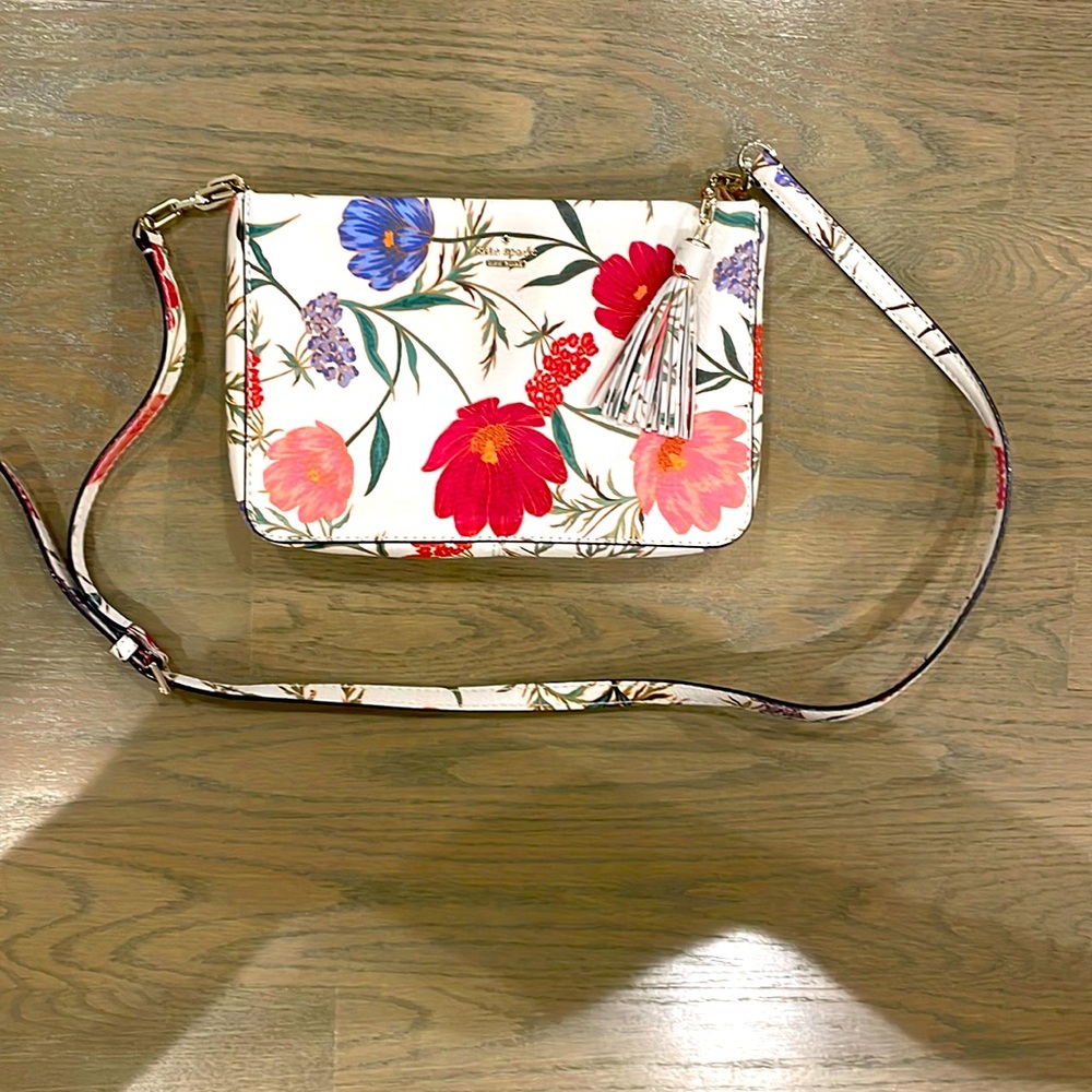 Kate Spade Kingston Drive Blossom Crossbody (Great Condition) [EXCLUSIVE]